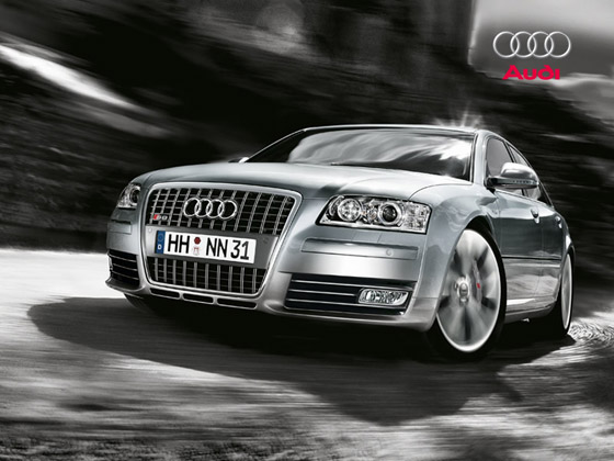 Audi S8 - двигатель V10 дарит невообразимое сочетание резкости и безумно мощной тяги